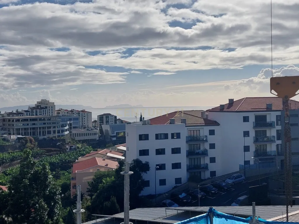 Luxuoso Apartamento T3 em Funchal, Ilha da Madeira - Image 6