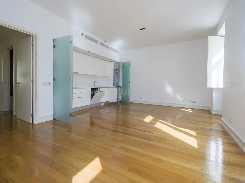 Apartamento T2 de Charme para Arrendamento na Avenida da Liberdade - Image 24