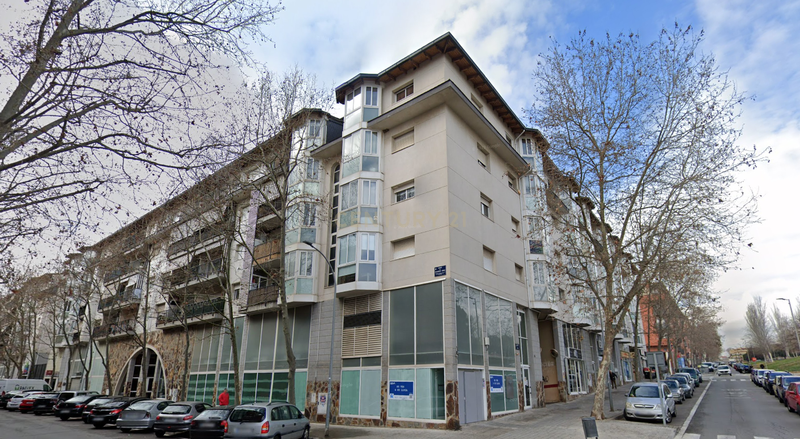 Garagem - Image 1
