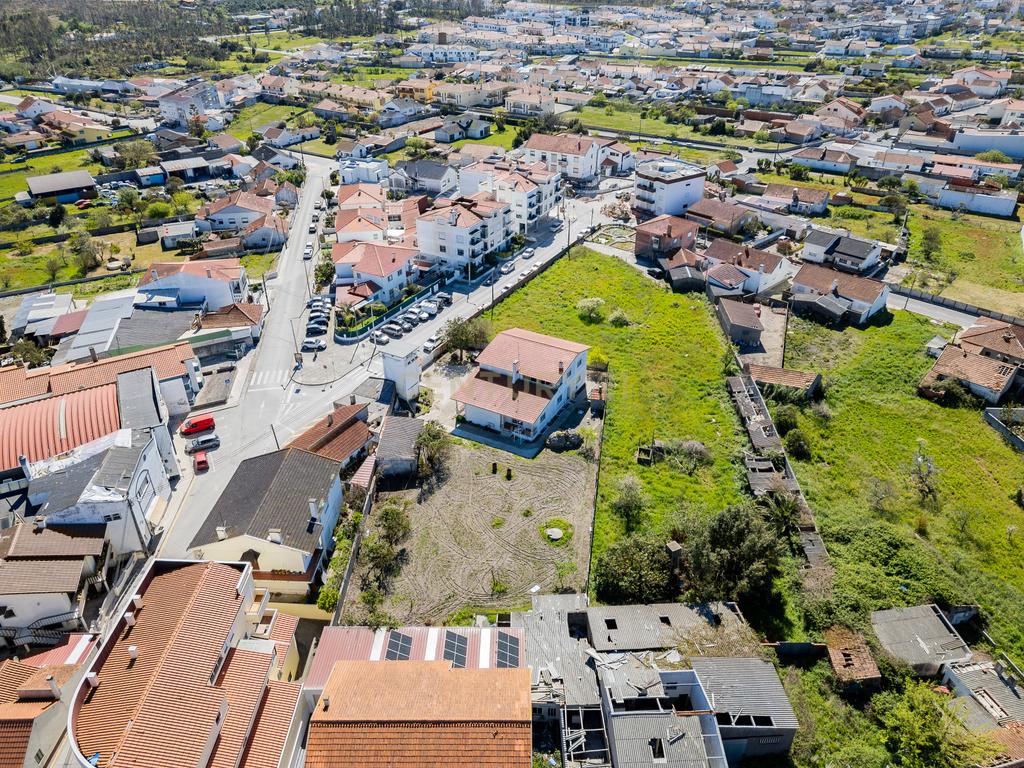 Moradia T5 com terreno - Image 41