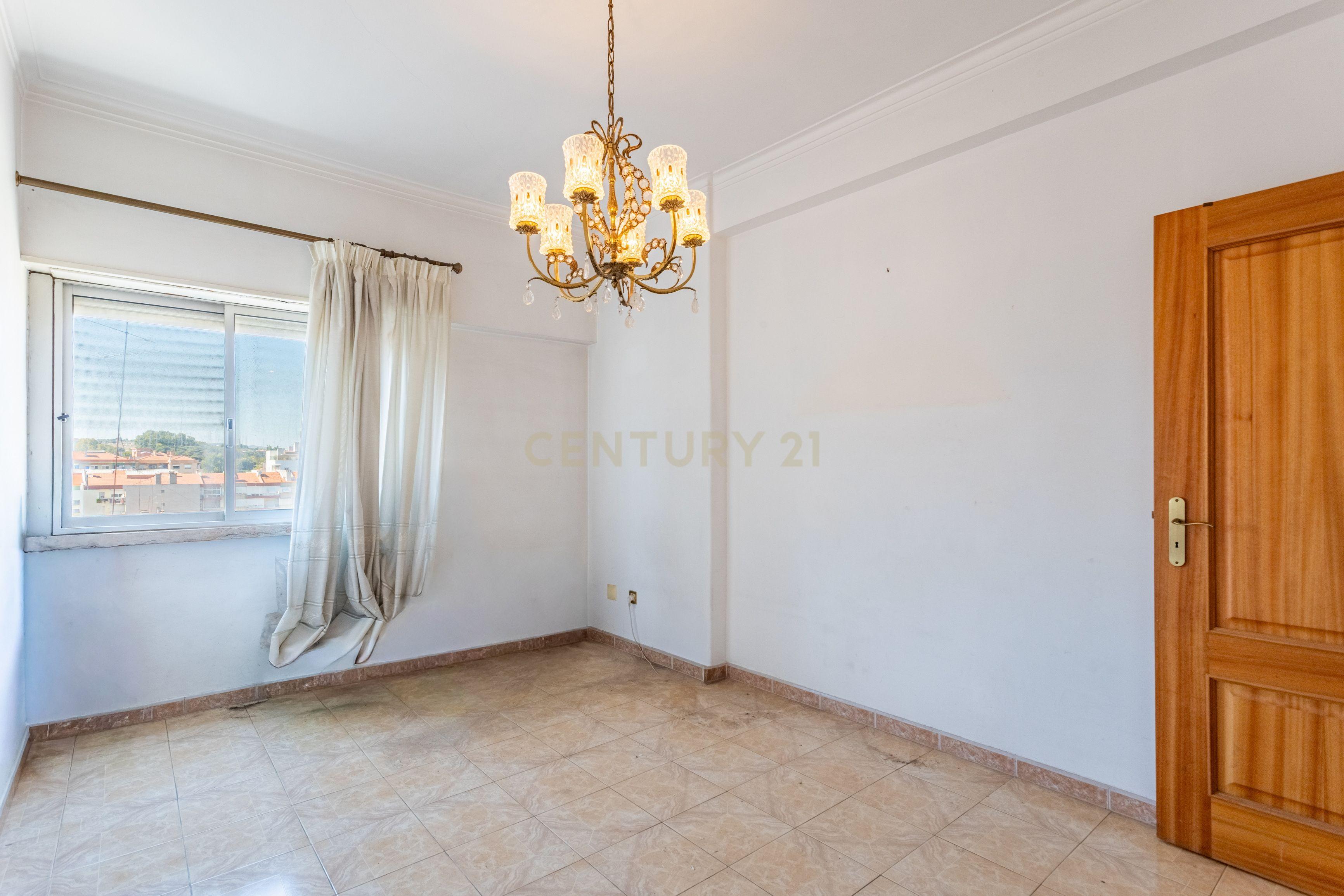 Fotografia 7 de Apartamento T2 em Sacavém