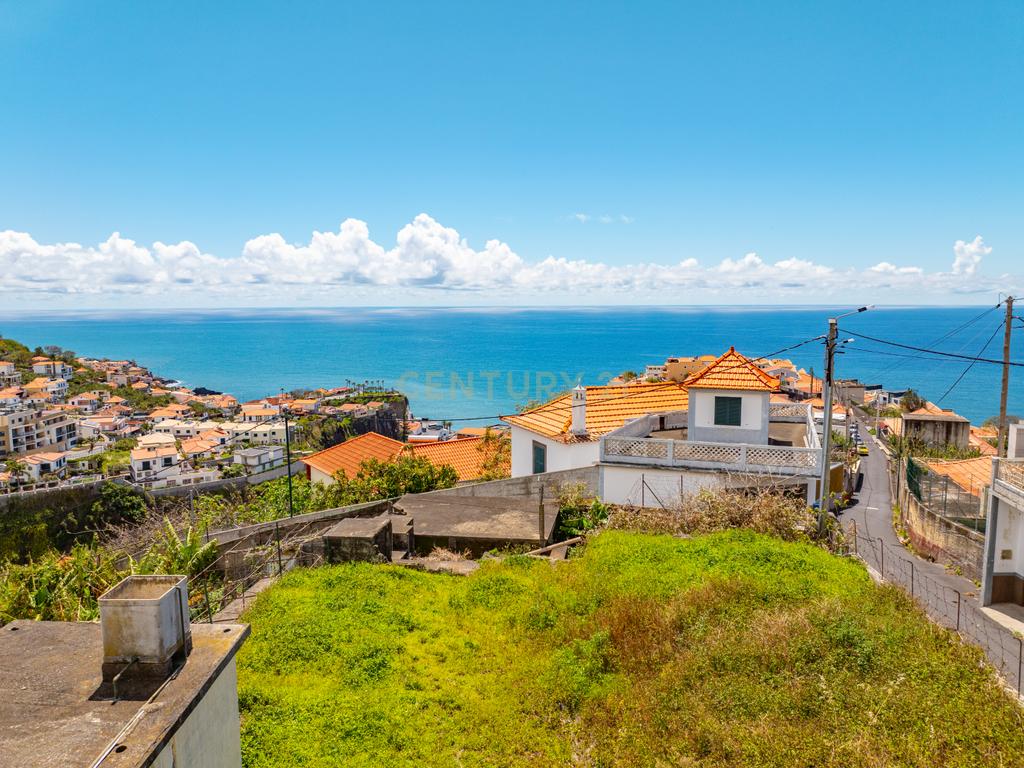 Moradia Tradicional com Projeto Aprovado em Câmara de Lobos - Image 15