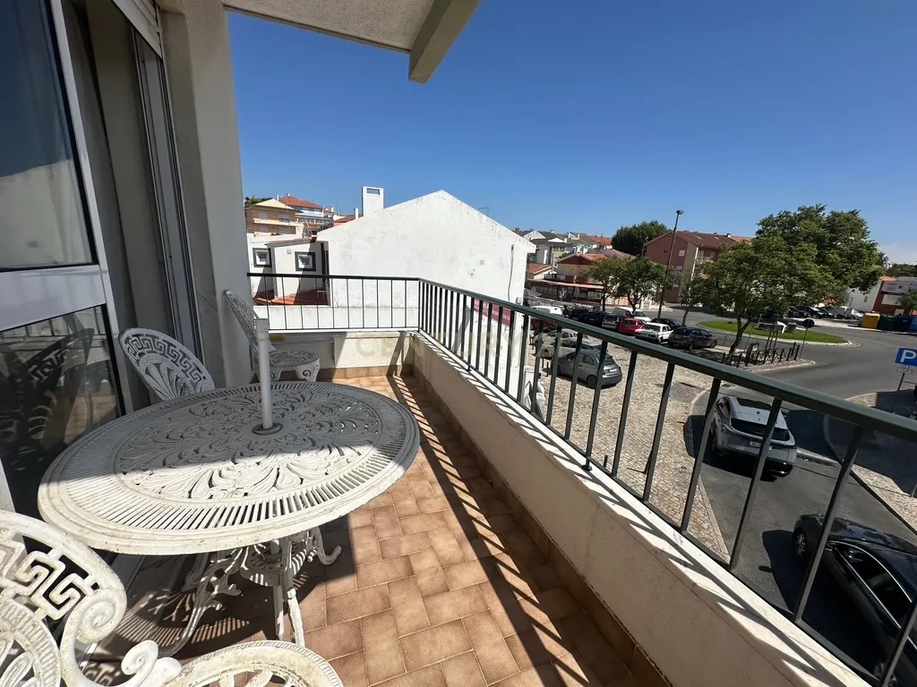 APARTAMENTO T2 | LOCALIZAÇÃO CENTRAL EM TIRES | EM EXCELENTE ESTADO DE CONSERVAÇÃO - Image 11