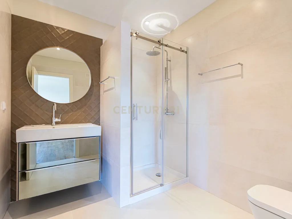 Moradia T5 com piscina em Sesimbra - Image 47