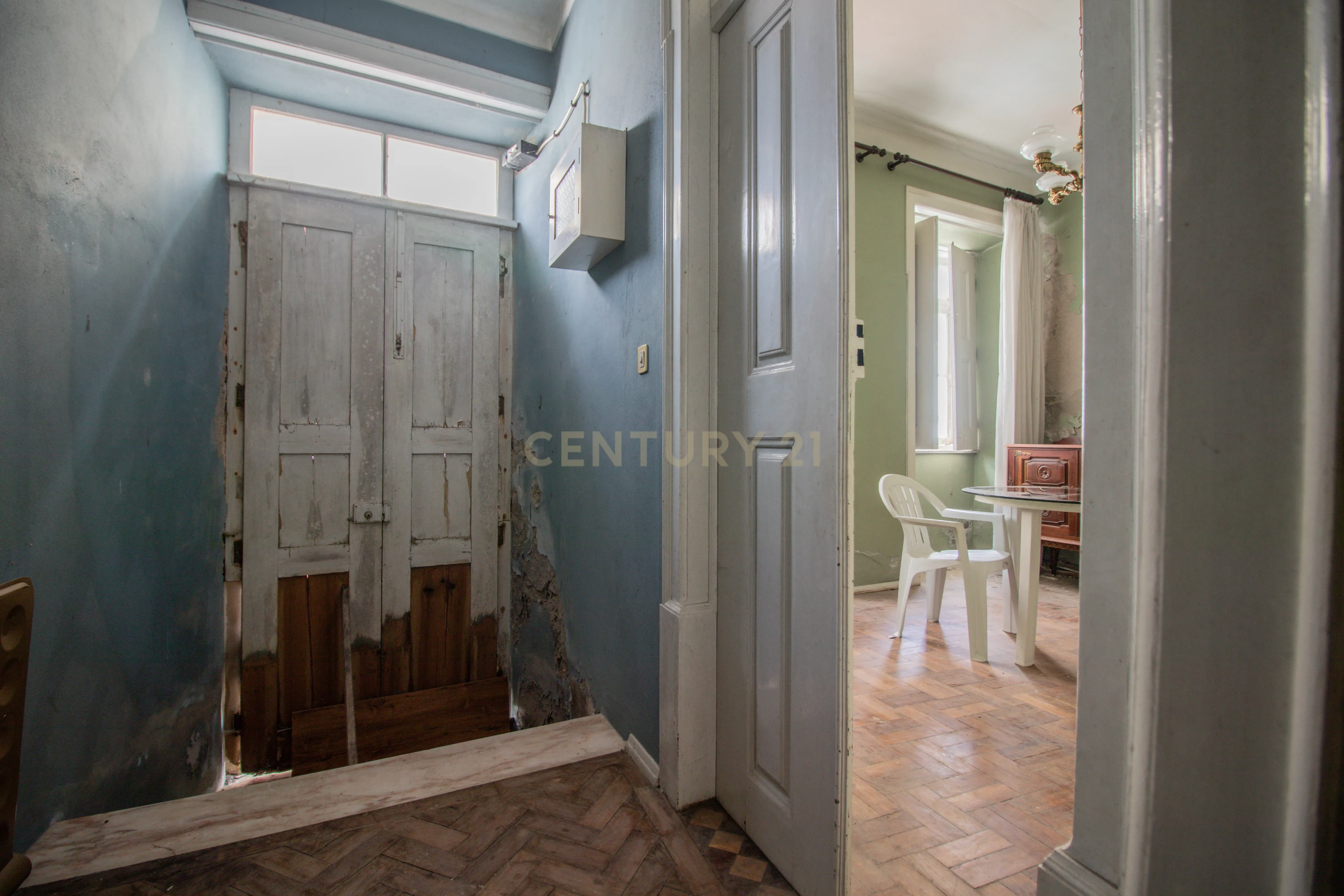 Fotografia 8 de Casa antiga para recuperar com terreno e árvores de fruto, Alhadas, Figueira da Foz.