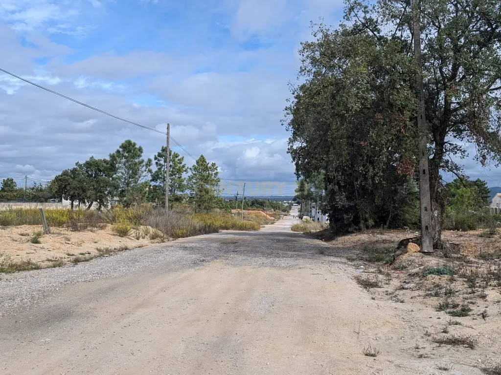 Terreno de 567m2, Casal do Sapo, Sesimbra - Image 12