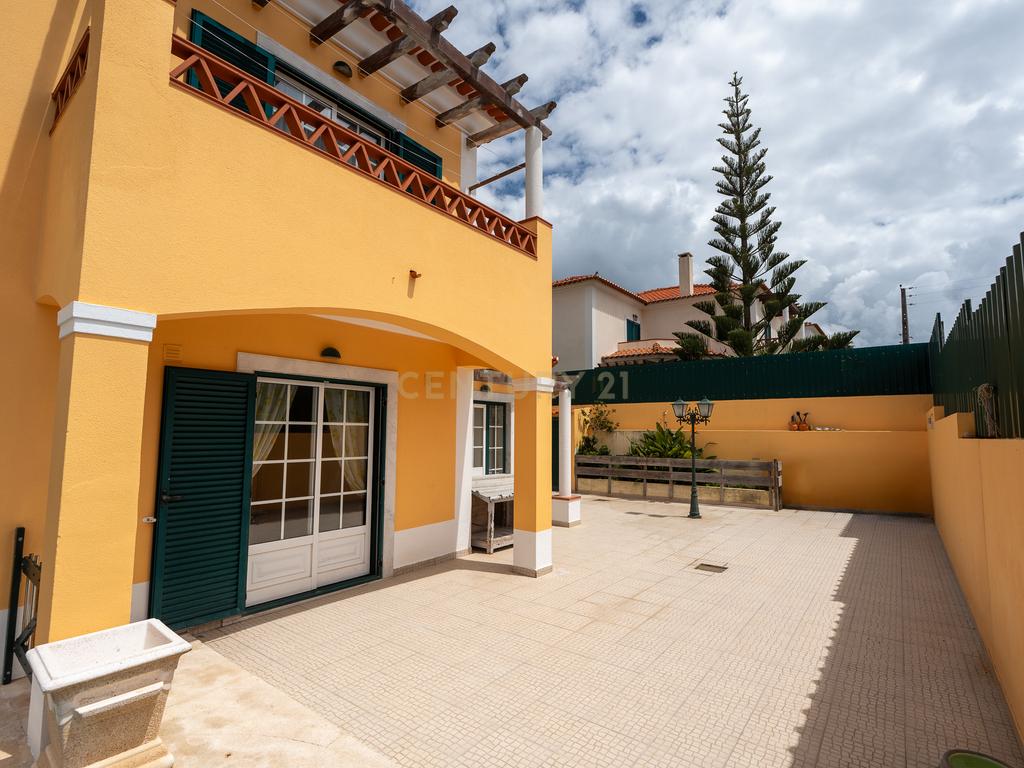 Moradia Isolada de Excelência - Apenas 10 Minutos da Ericeira - Image 77