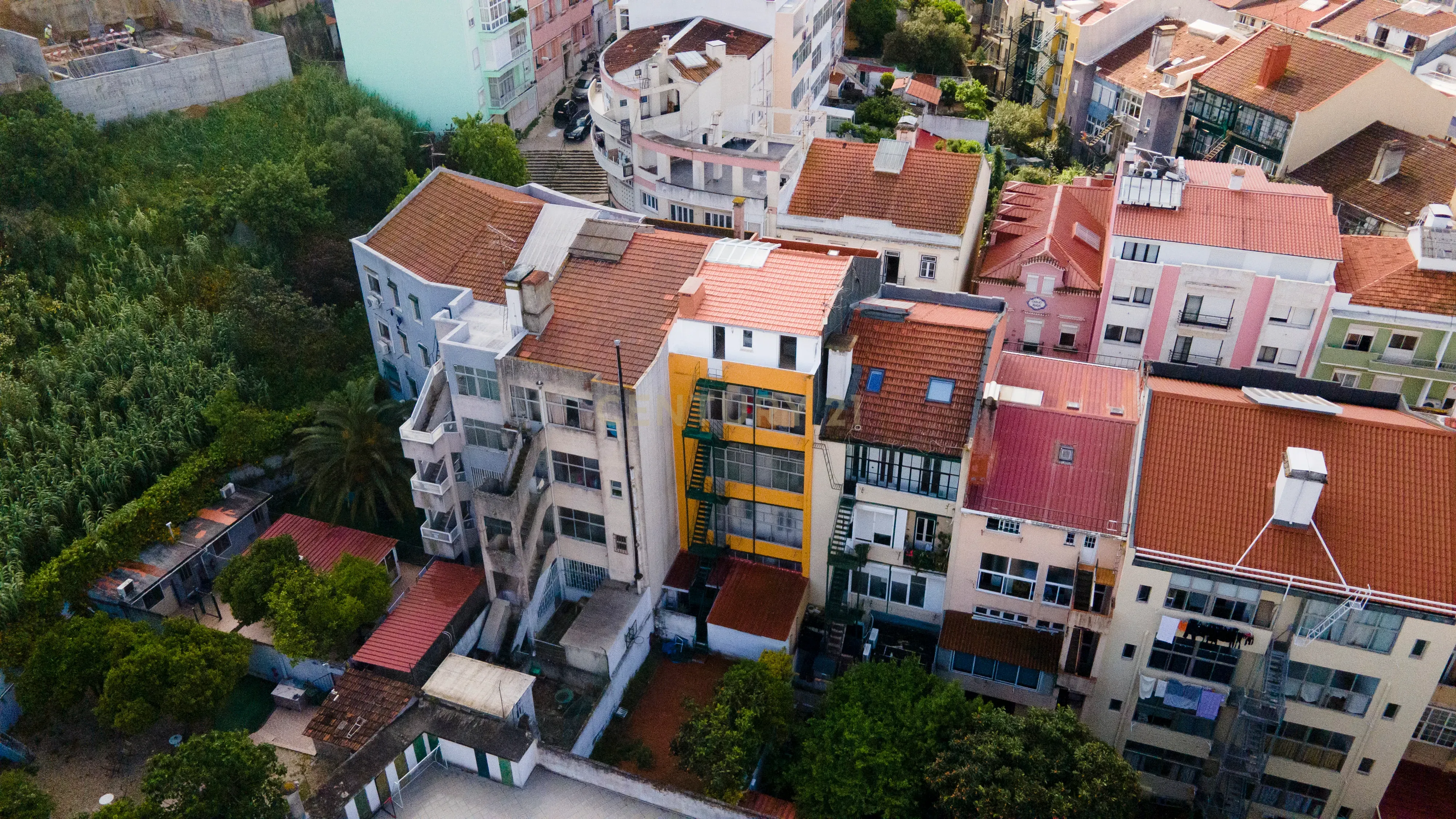 T1 renovado a dois passos do Técnico e da Fonte Luminosa — ideal para viver ou investir - Image 9