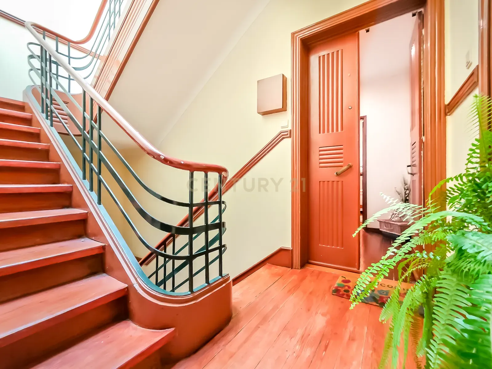 Vende-se T2 no centro de Lisboa – Penha de França - Image 13
