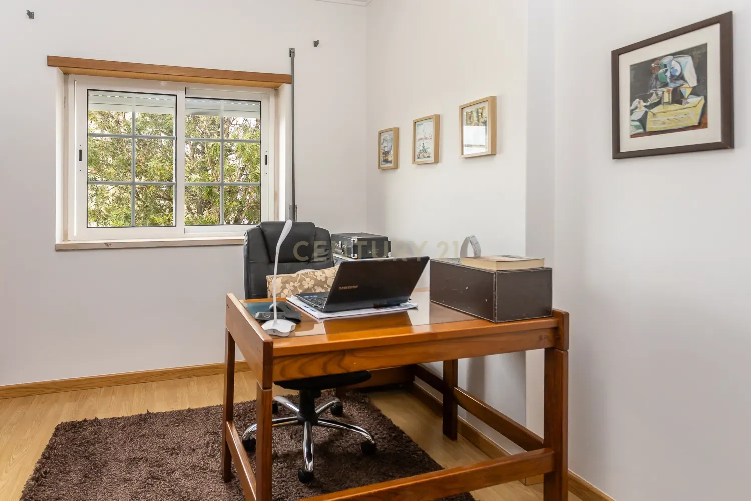Apartamento T4 c/Arrecadação - Torre da Marinha - Image 21
