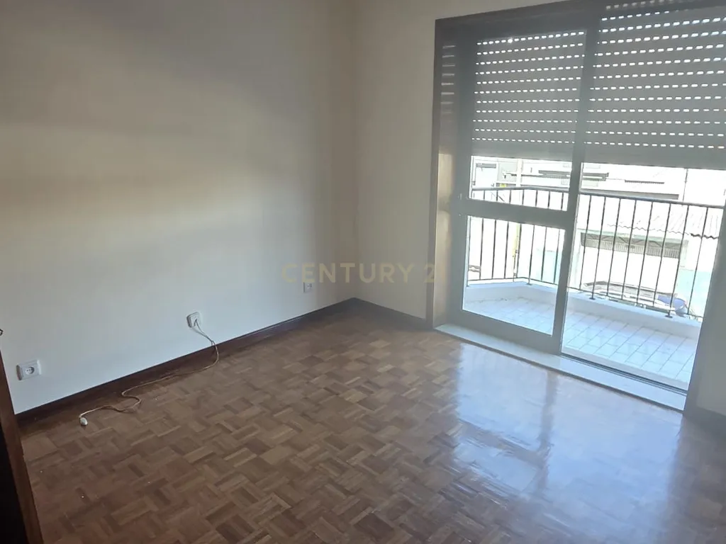 Arrendamento | Excelente Oportunidade em Leça da Palmeira – T2+1 com Terraço e Garagem 🌟 - Image 13
