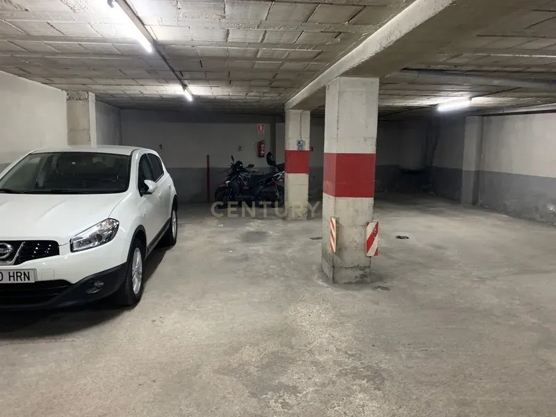 Garagem - Image 1