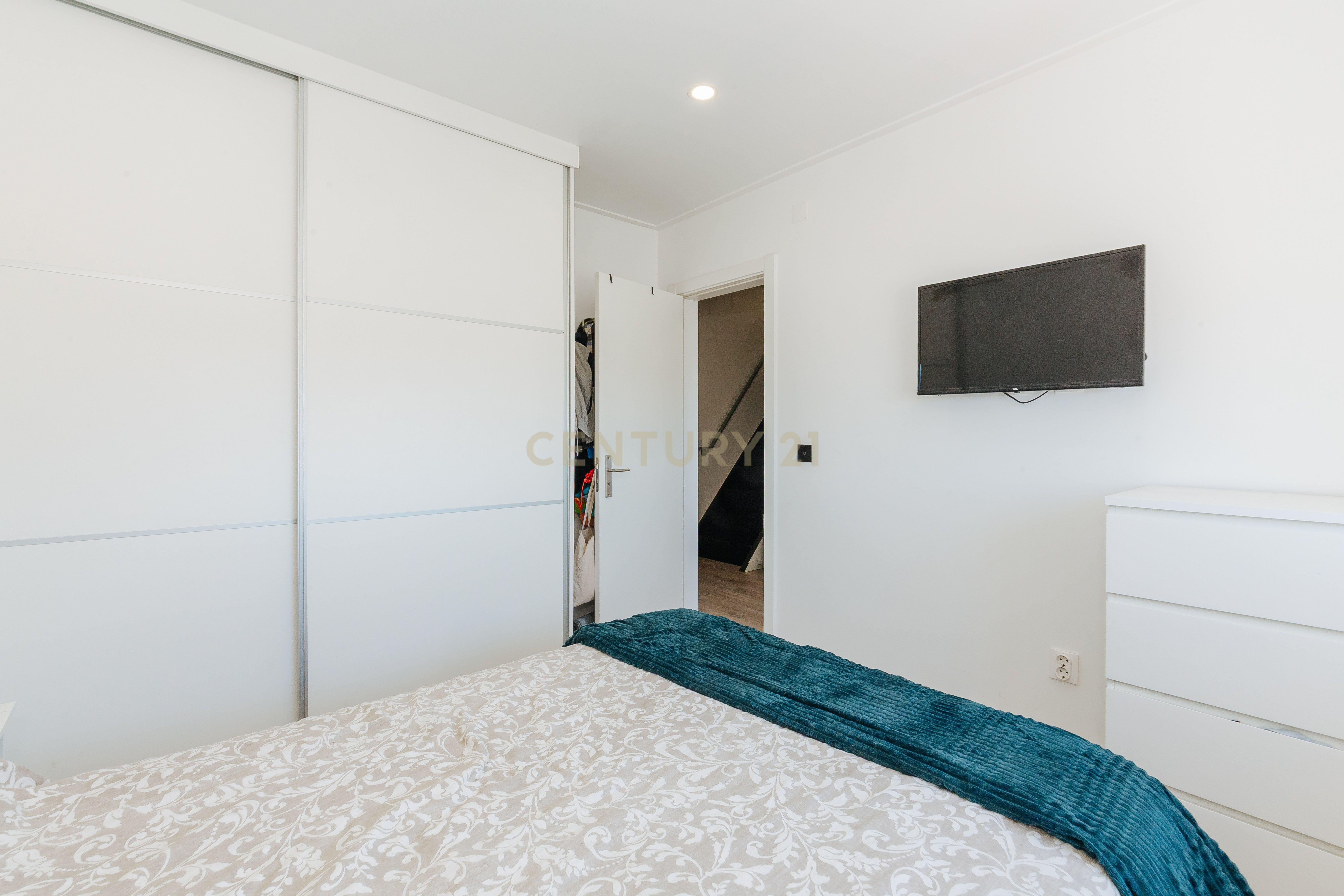 Fotografia 9 de Apartamento T2+1 Renovado em Alhos Vedros
