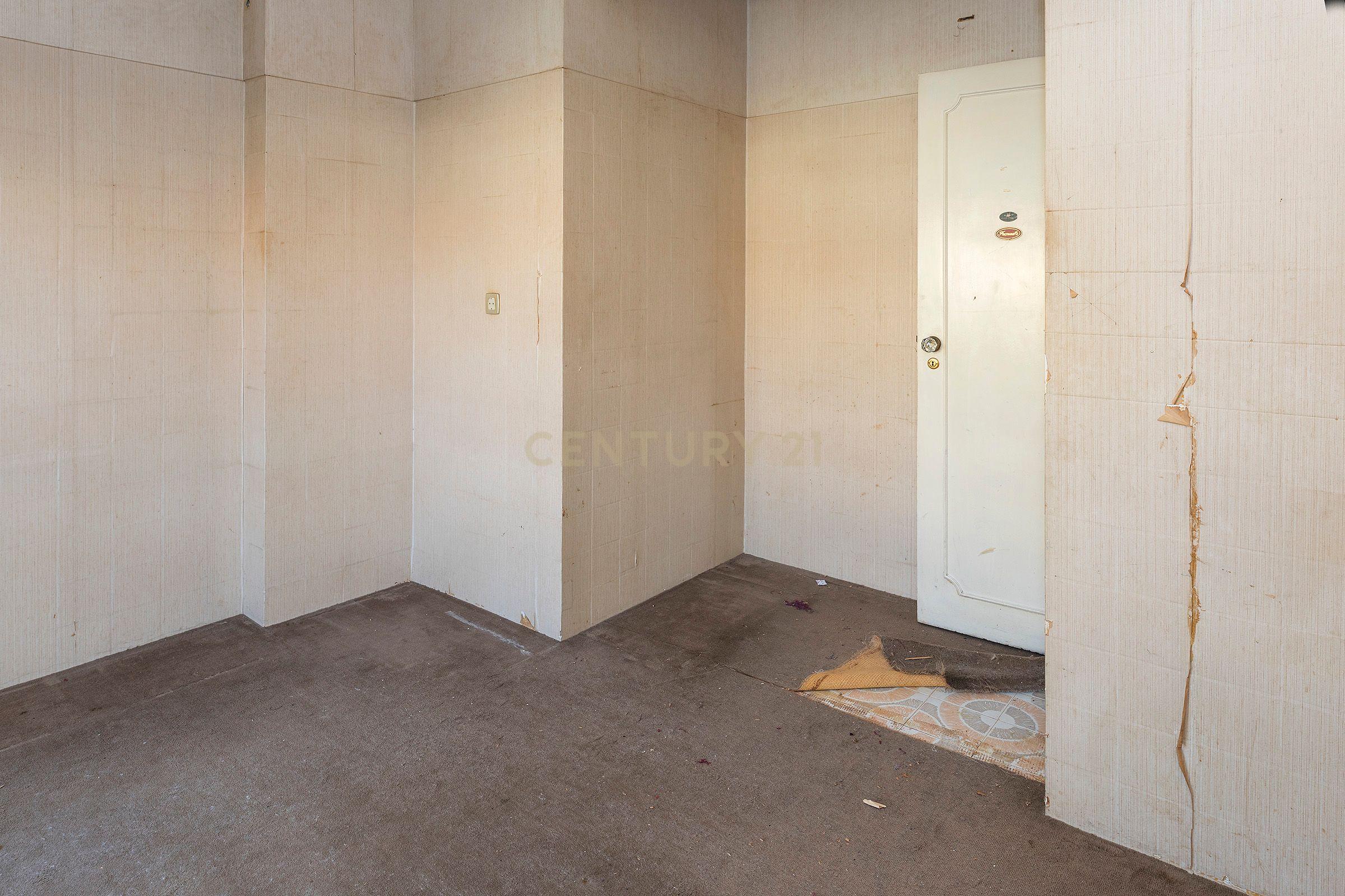 Apartamento T6 | Último Andar | 226m² | Quinta das Palmeiras, Oeiras - Image 33