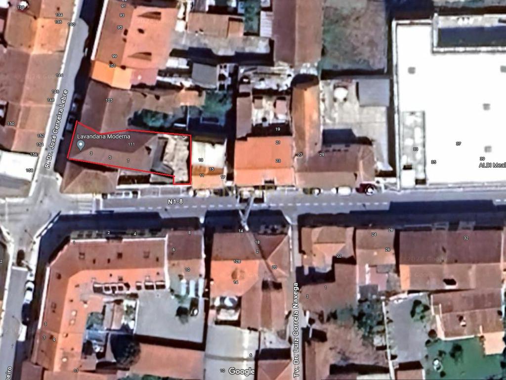 Prédio Centro da Mealhada - Image 1