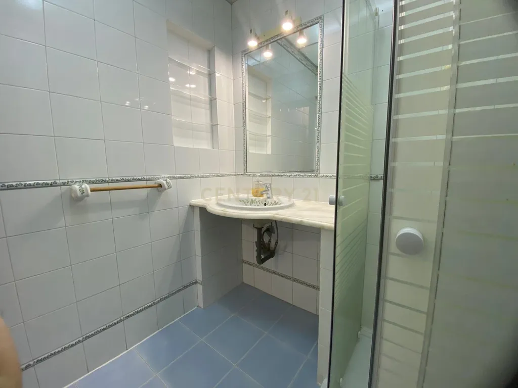 Apartamento T2 para Arrendamento - Image 27