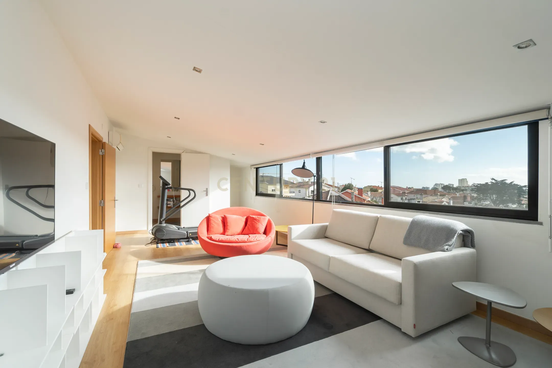🏡 Luxo em Cada Detalhe: Moradia Exclusiva em Birre, Cascais - Image 29