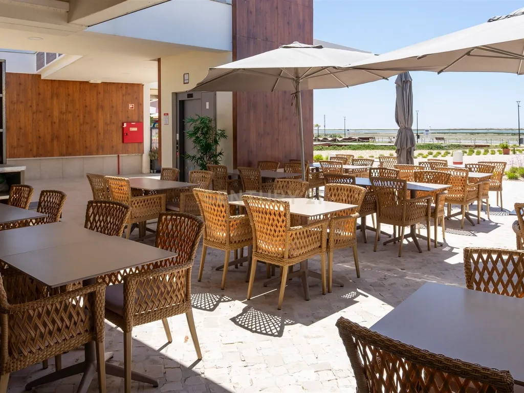 Trespasse – Restaurante Equipado na Marina de Olhão - Image 2