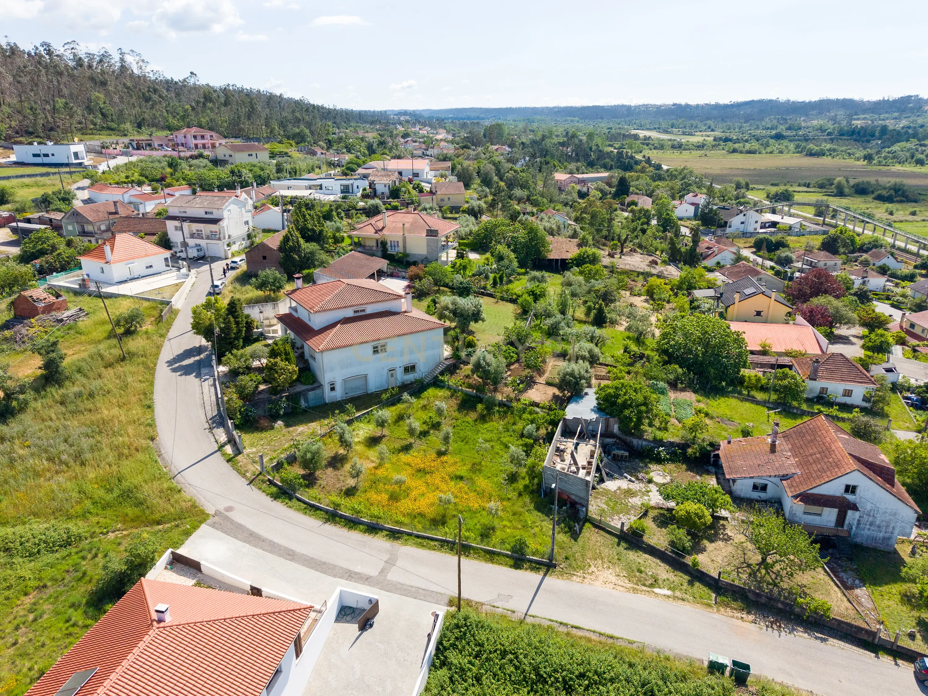 Fotografia 12 de Excelente Terreno com Projecto Habitacional em Desenvolvimento