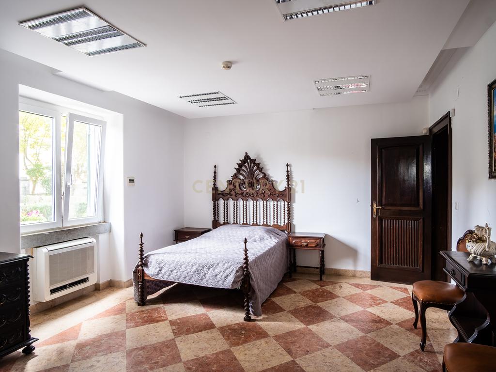 Propriedade Exclusiva no Murtal - Estoril: Moradia de Luxo - Image 13