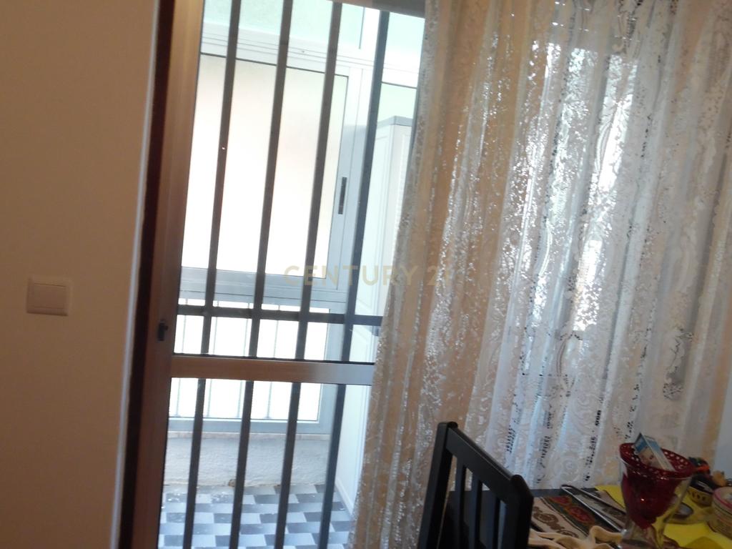 Apartamento T1 em Águas Livres, Amadora - Oportunidade Única - Image 9