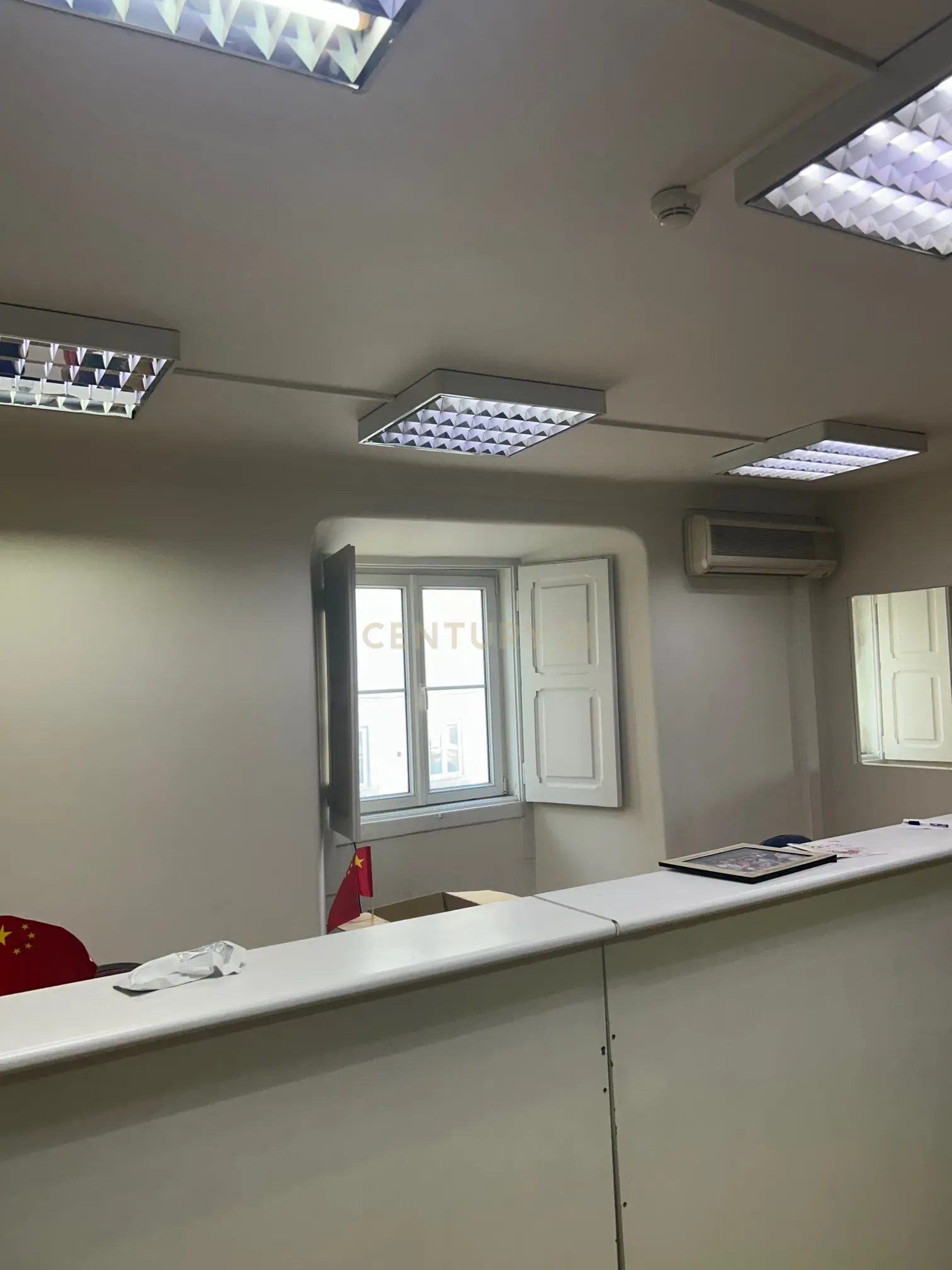 Escritório para Arrendamento na Baixa de Lisboa – Pronto a utilizar - Image 3