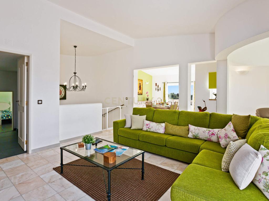 Moradia T4 com Vista Mar e Jardim em Albufeira, Faro - Image 8