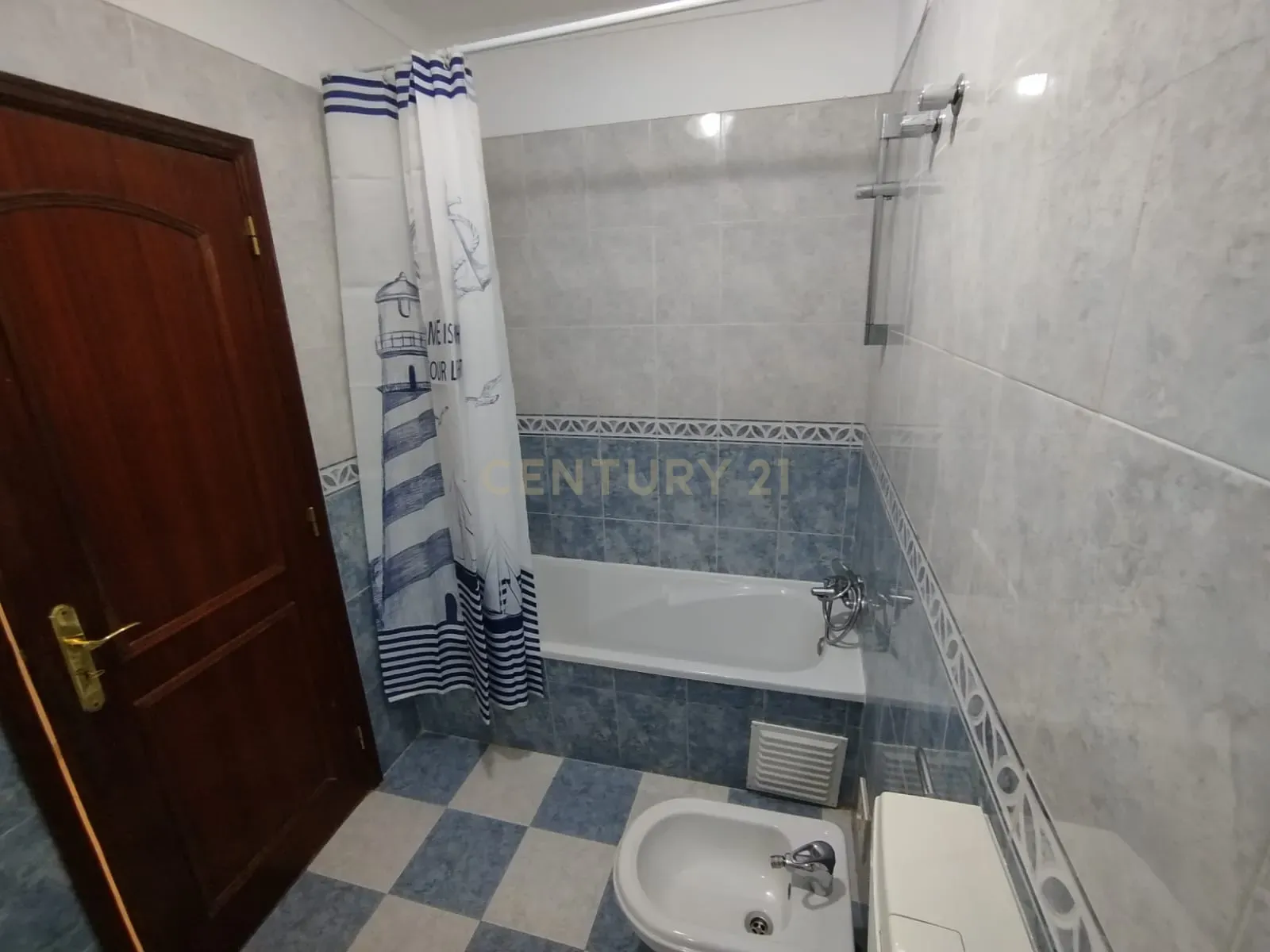 Apartamento T3 em Sintra: Conforto e Localização Privilegiada - Image 10