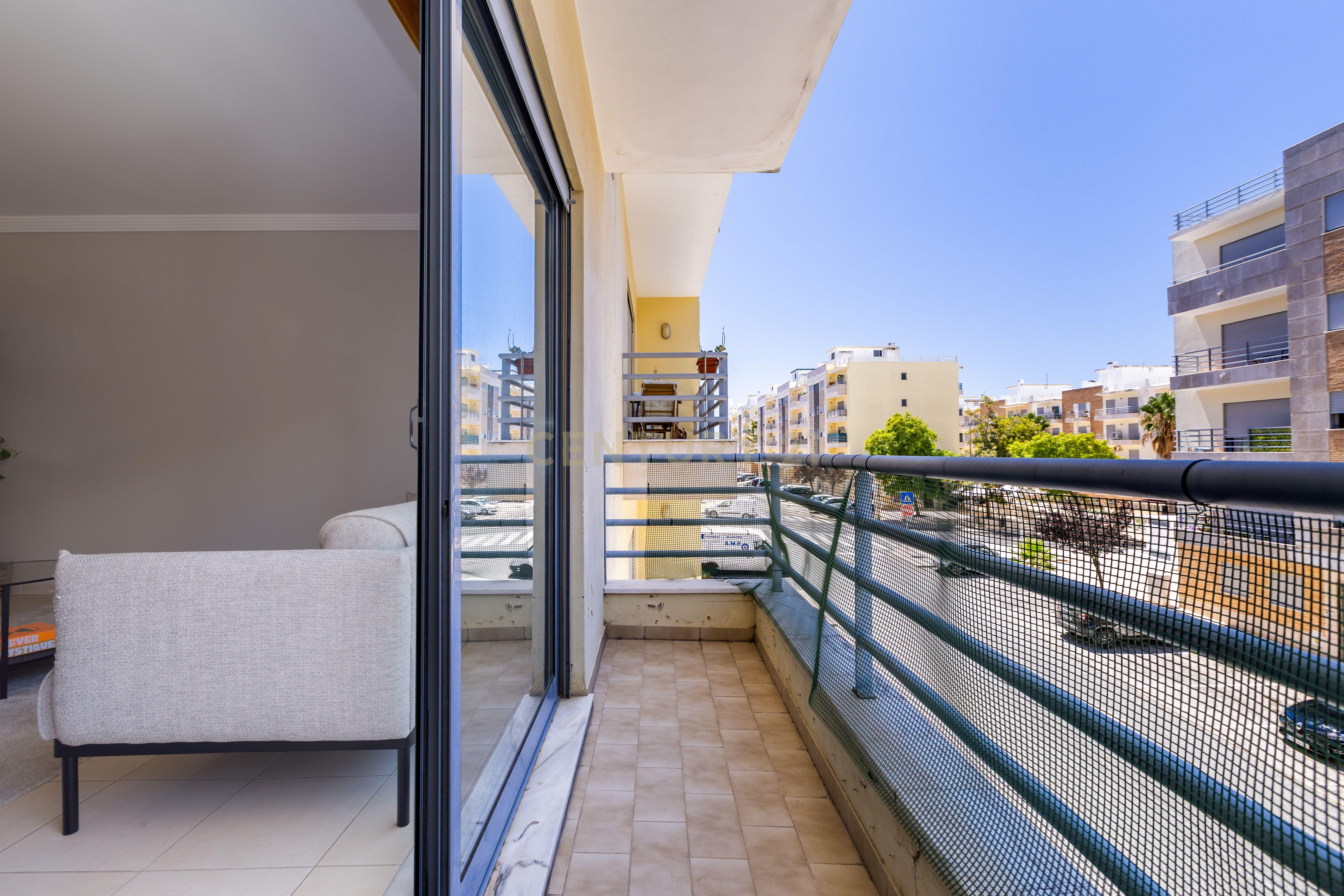 Fotografia 6 de Apartamento T3 com Garagem na Quinta João de Ourém — Olhão