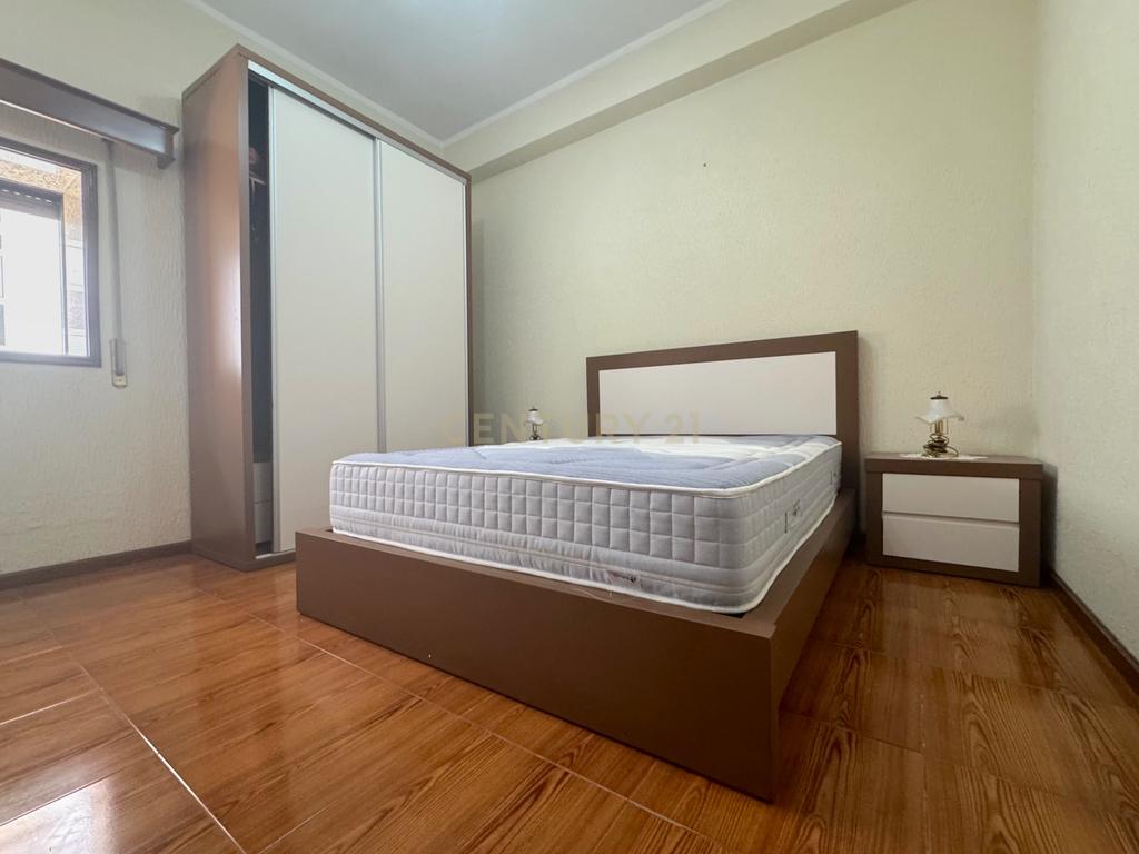 Moradia com 3 Apartamentos com área exterior em Vilela, Paços de Ferreira - Image 8
