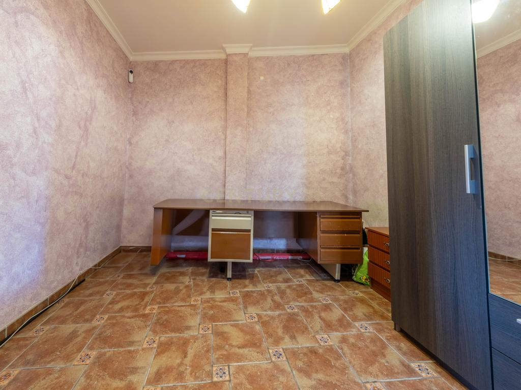  - Image 21