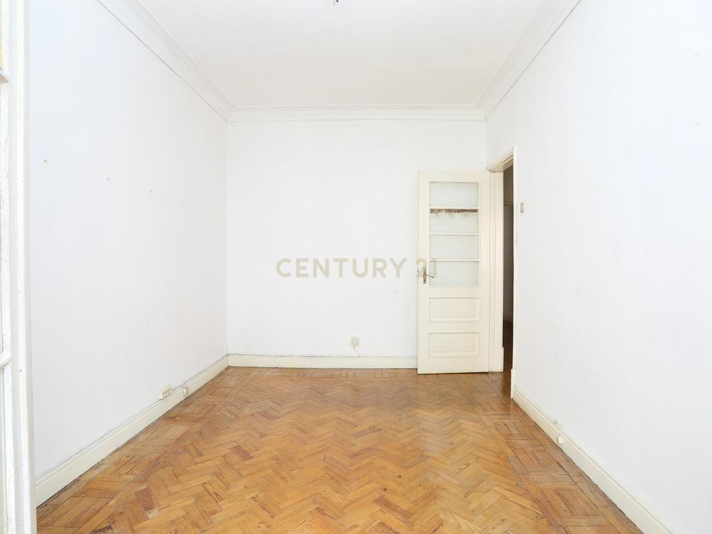 T2 | Entrecampos | 3º Andar com Elevador | 450.000€ - Image 8