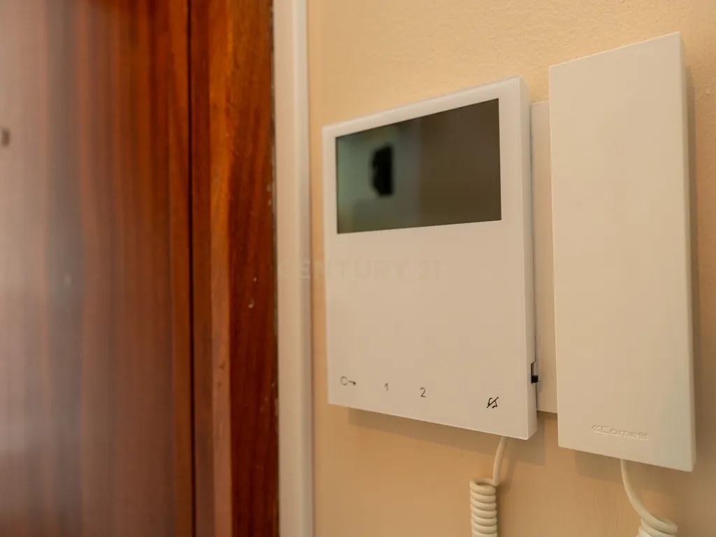 ** APARTAMENTO T2 NA AMADORA, PERTO DO METRO E DO COMBOIO ** - Image 23