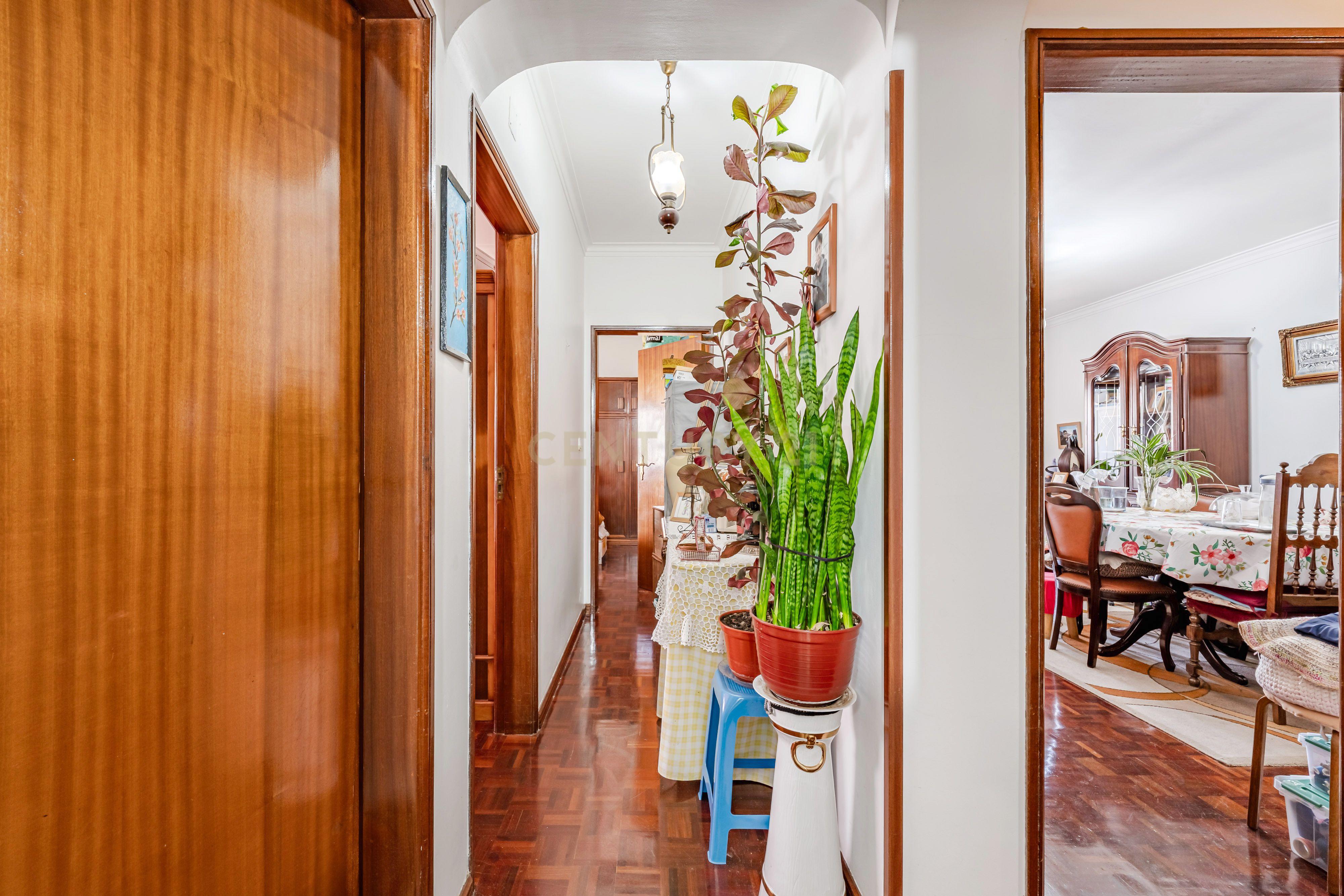 Fotografia 3 de Apartamento T2 em Algueirão Mem Martins com EXCELENTE LOCALIZAÇÃO