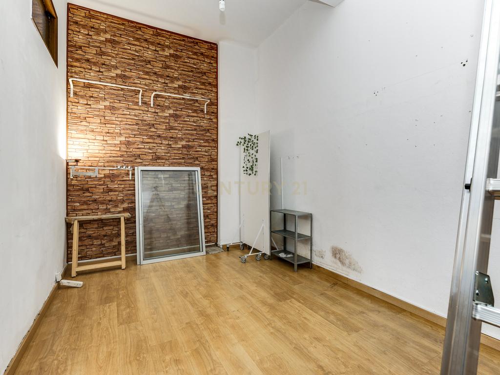 Loja no Lumiar, na Calçada de Carriche com 60 m2 num só piso - Image 7