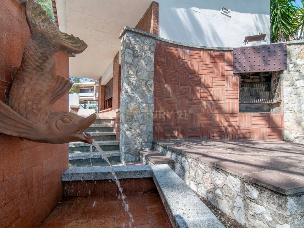 undefined - Image 30