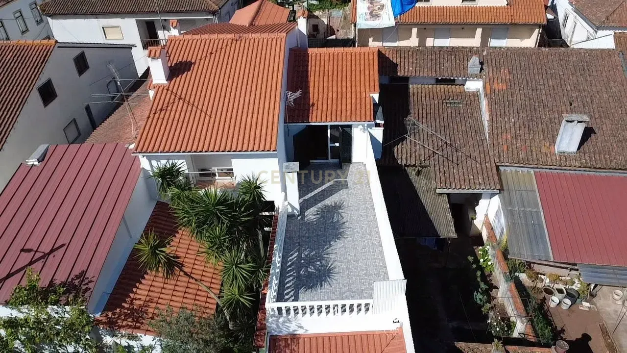 Fotografia 9 de Moradia totalmente renovada em Alvaiázere || Conforto || Tranquilidade || Localização