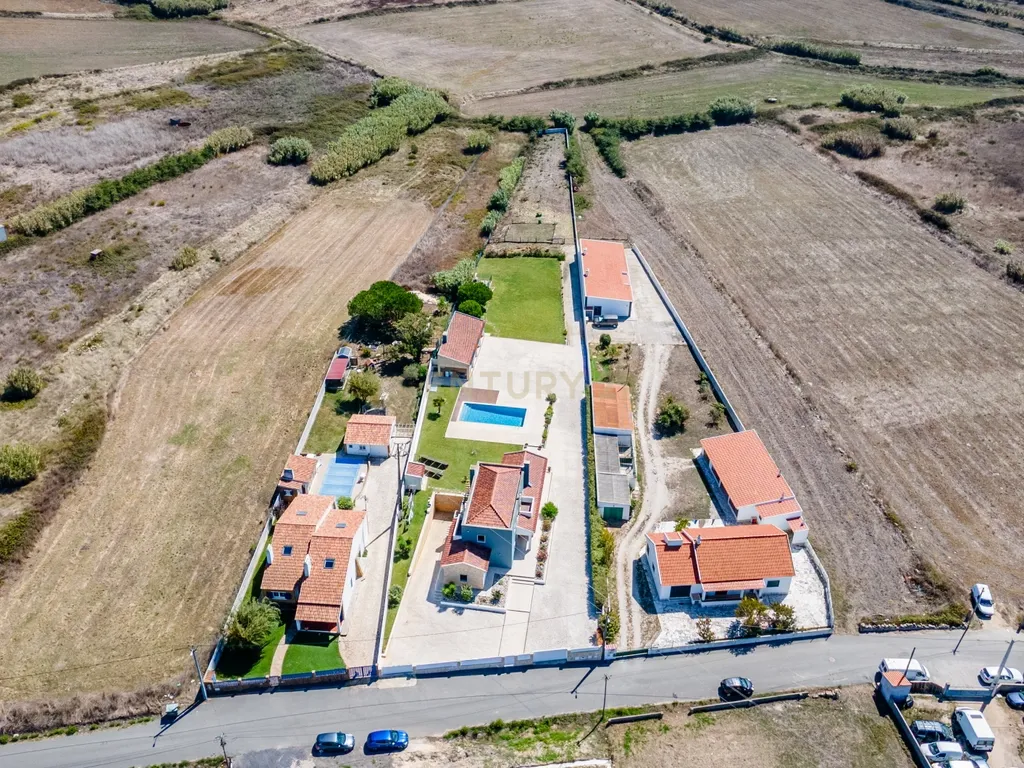 Moradia T4, em Sintra/Assafora, piscina e terreno de 3.720m2 - Image 18