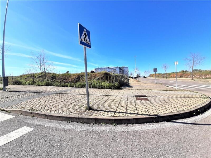 Terreno - Image 1