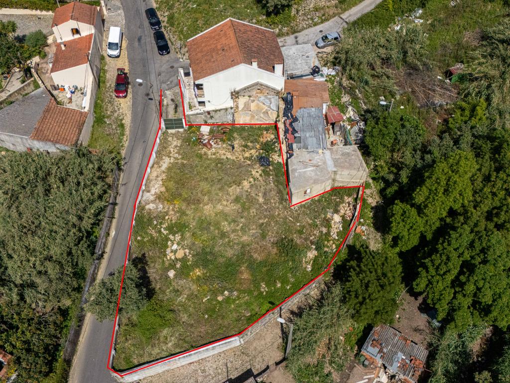 Terreno Urbano em A- da Beja-  Amadora, Oportunidade Única por 140.000€ - Image 24