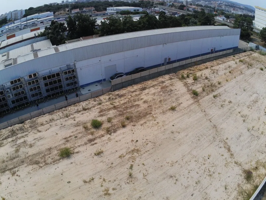 Terreno Industrial com Elevado Potencial de construção – Vale de Mulatas, Setúbal - Image 8