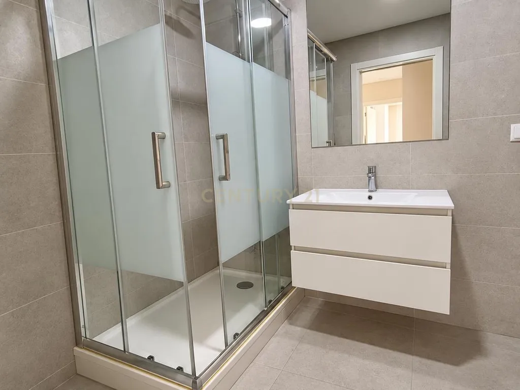 Apartamento T2 na Urbanização Solvillas, Odivelas – Espaço, Luz e Conforto - Image 25