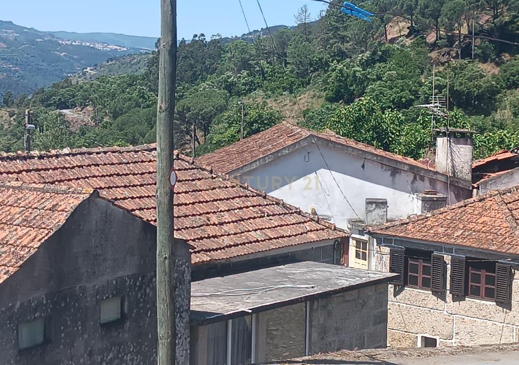 Casa com terreno de construção e agrícola perto do rio Douro em Granja, S. Tomé de Covelas, Baião, Porto - Image 50