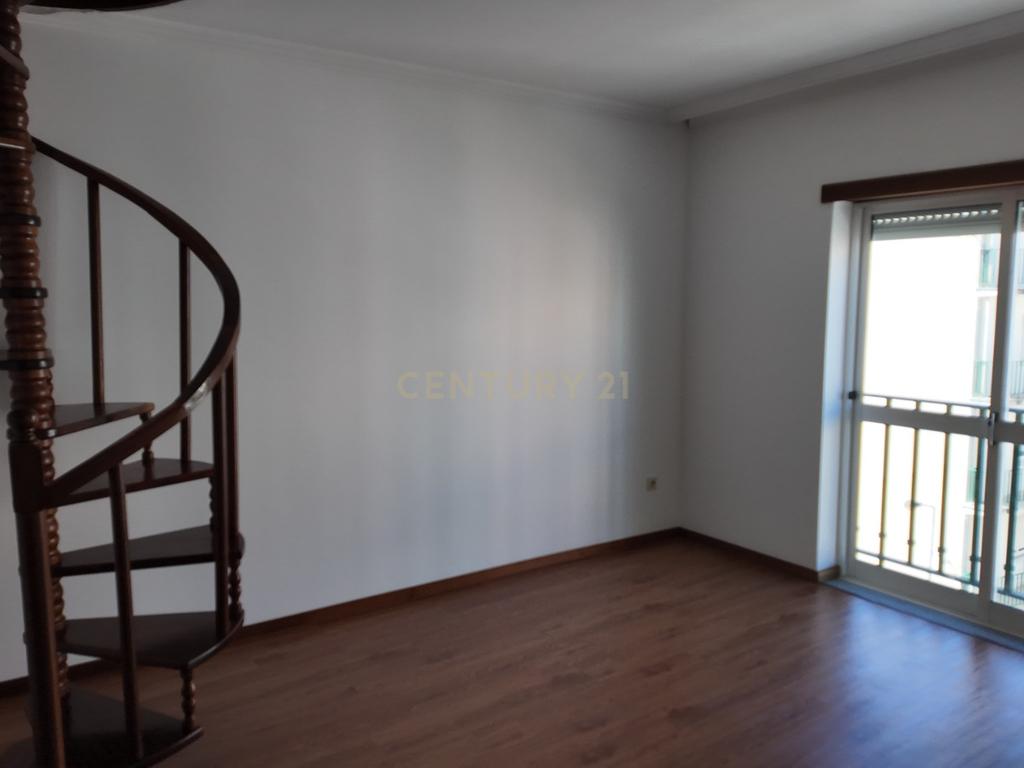 Apartamento T2 em Covilhã e Canhoso  - Image 3