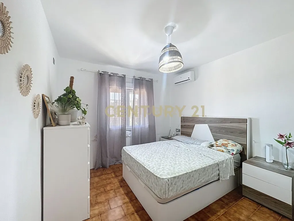 Moradia Isolada em Alhaurín de la Torre - Image 7