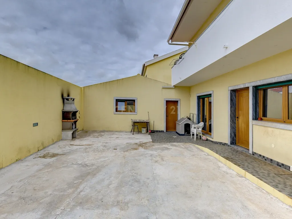 Moradia T4 Isolada Duplex com Box em Adroana, Alcabideche - Image 20