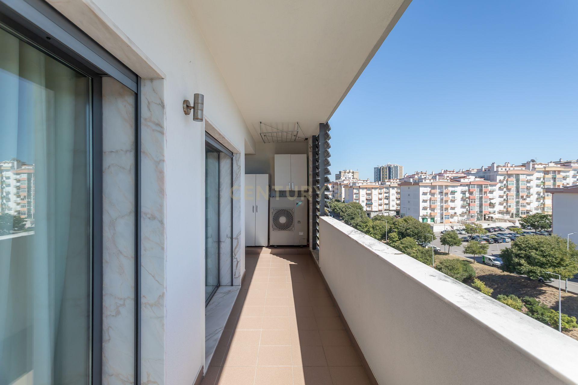 Apartamento T5 à venda em Amora, Seixal — foto 16
