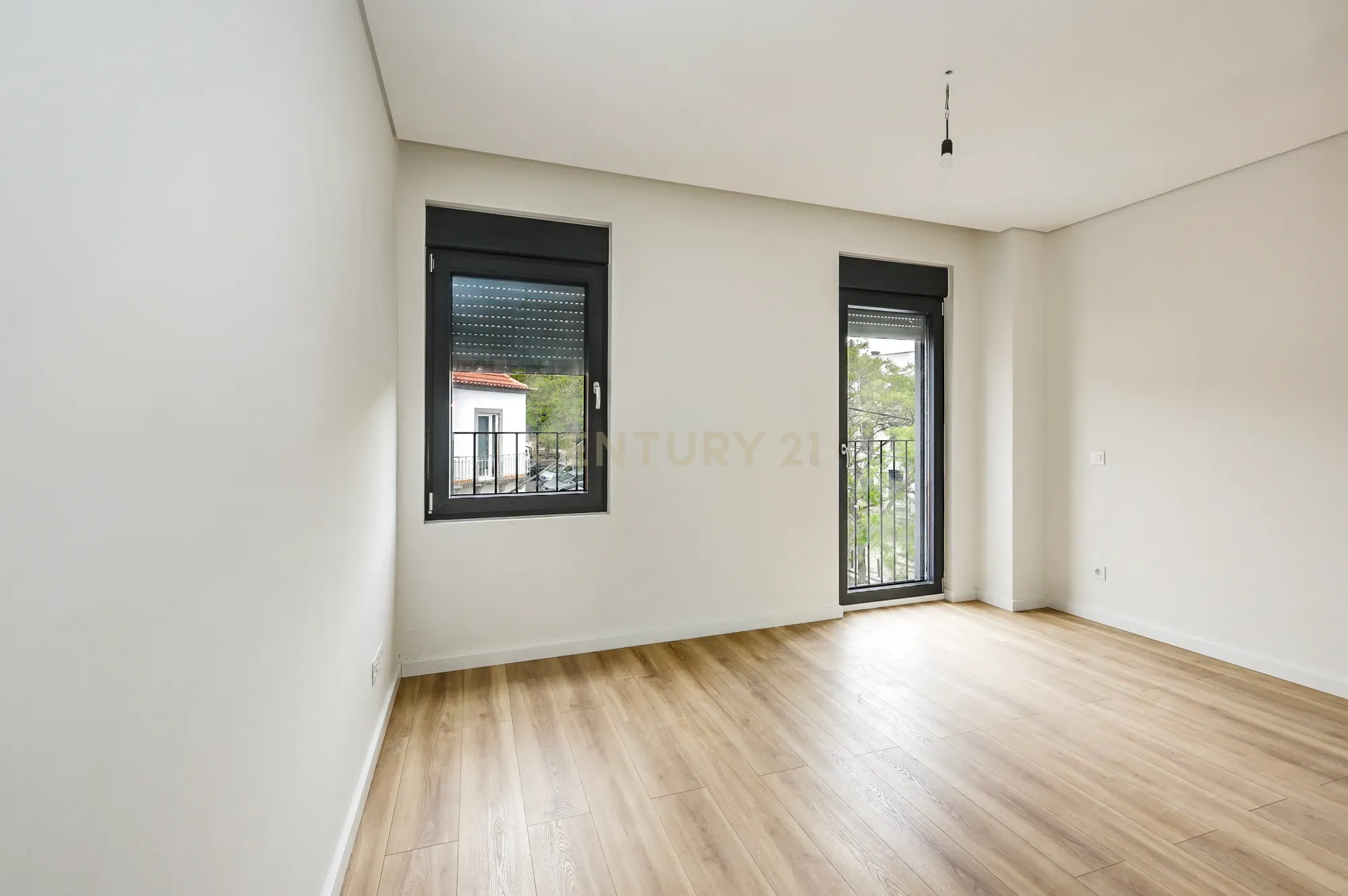 Fotografia 9 de Viva o privilégio do Tejo: T3 Duplex exclusivo no coração de Santa Iria de Azóia!