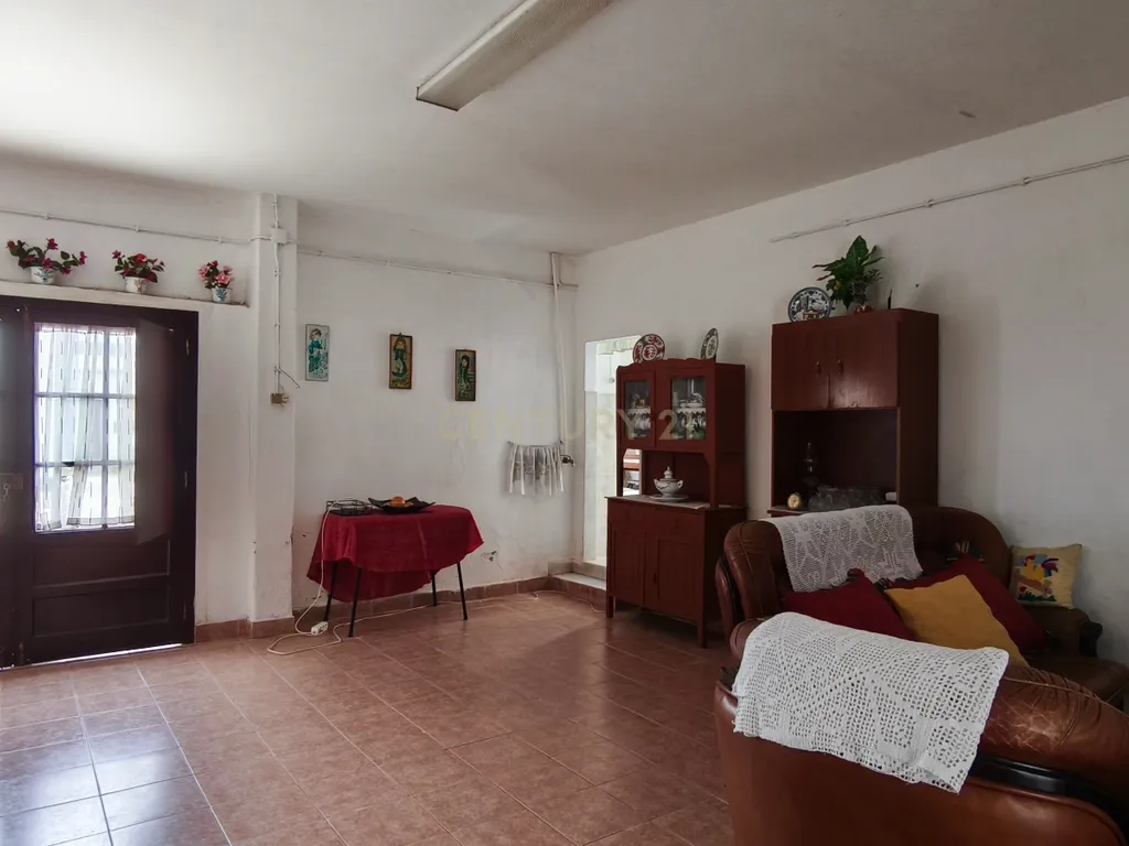 Moradia T4 em Torres Vedras em lote de 625m2 - Image 17