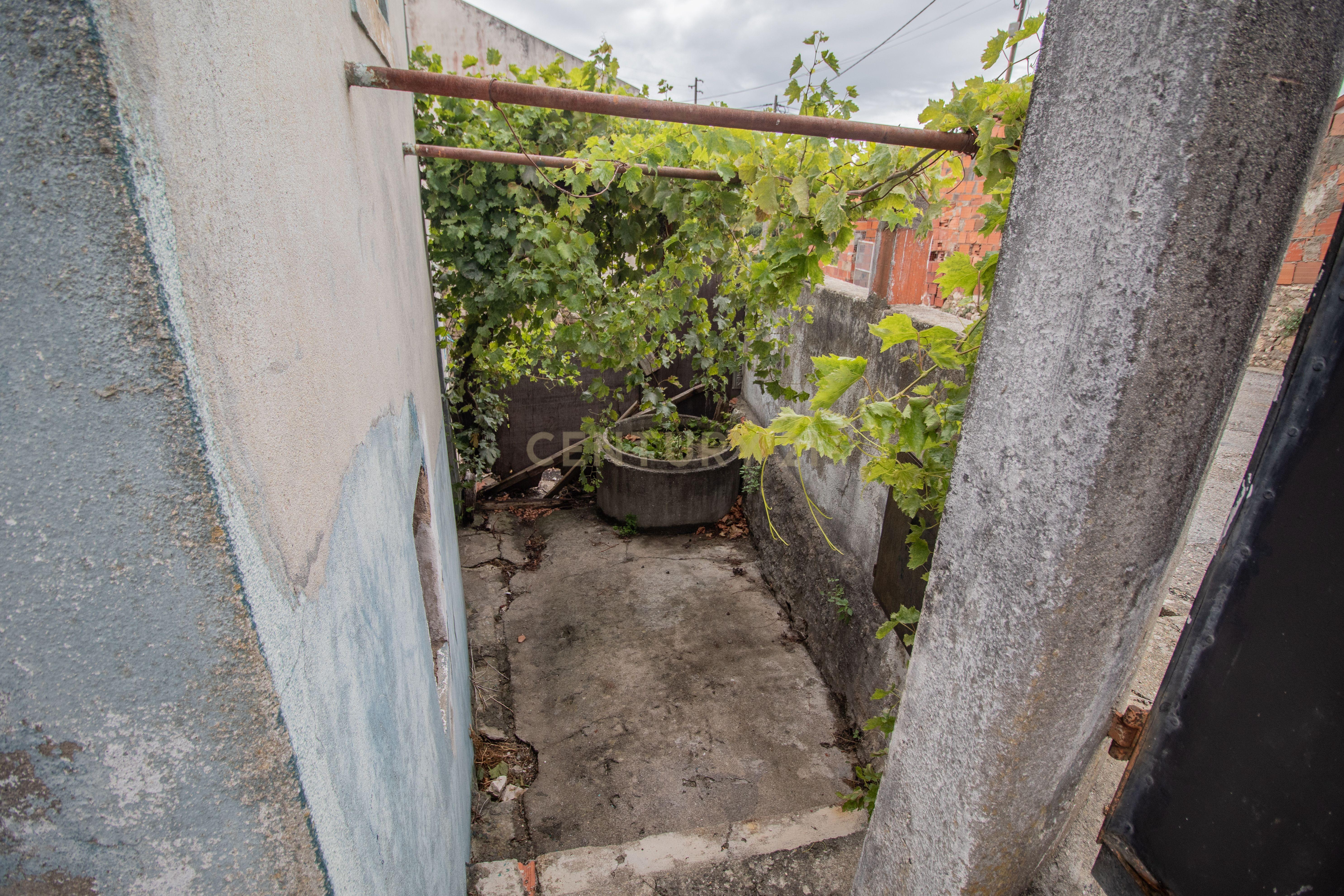 Fotografia 6 de Moradia para recuperar com 250 m² em Vila Verde – Figueira da Foz